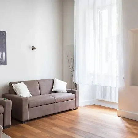Apartament Frattina Royal *