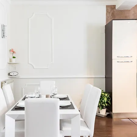 Frattina Royal Apartment Rome