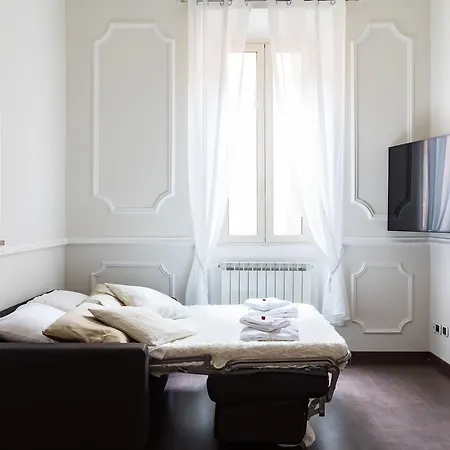 Apartment Frattina Royal Rome