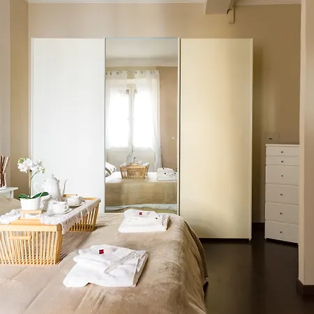Apartment Frattina Royal